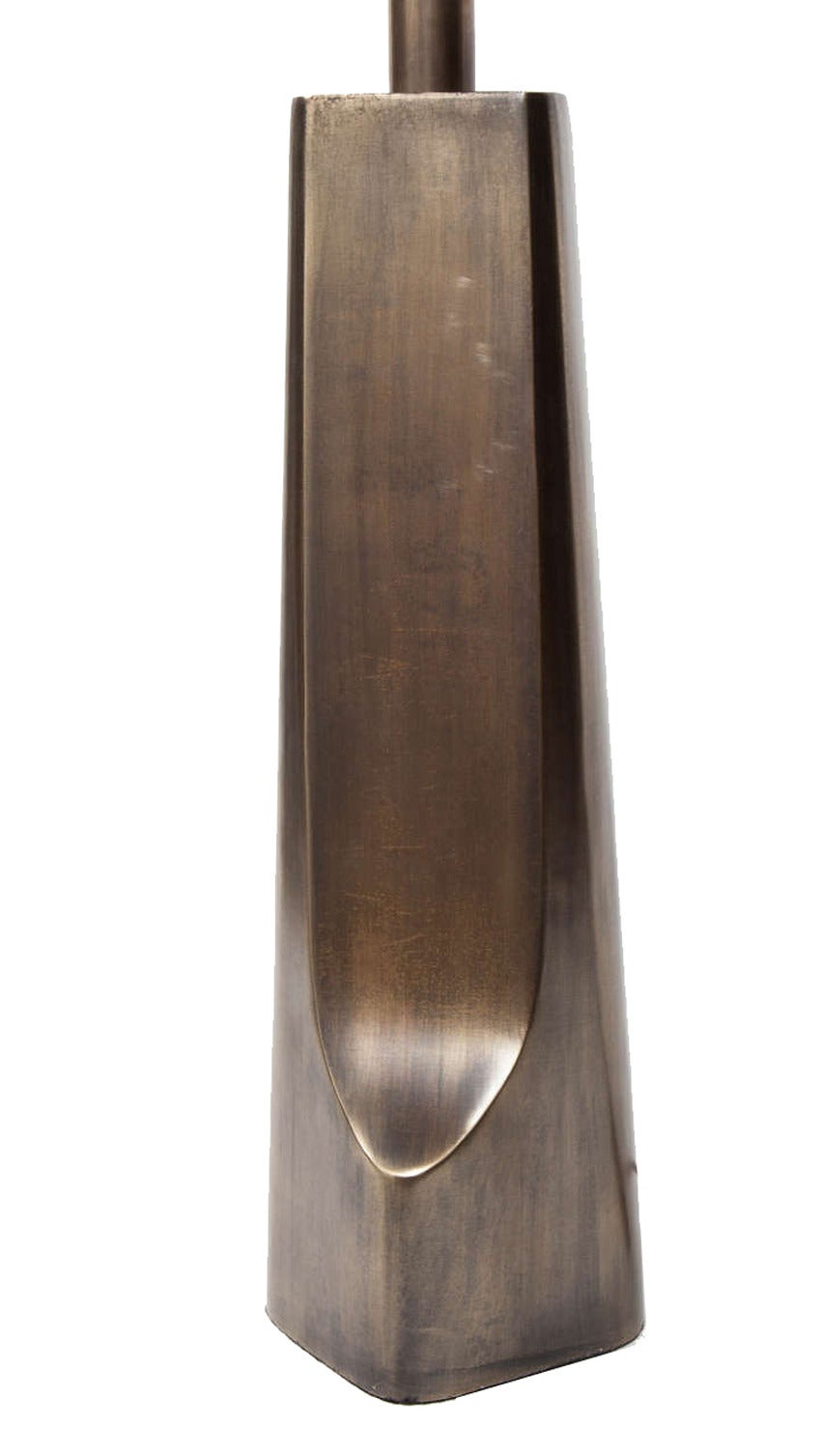Pair of Bronze Laurel Table Lamps In Excellent Condition In New York, NY
