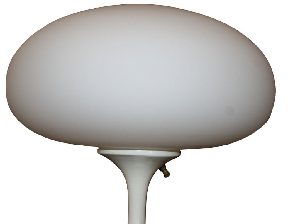 Laurel Tulip Stem Globe Lamps 1