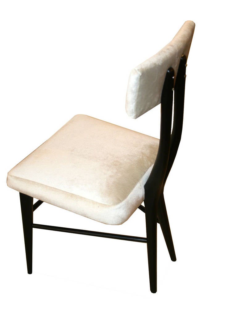 Sculptural Set of Six 1950s Dining Chairs In Excellent Condition For Sale In New York, NY