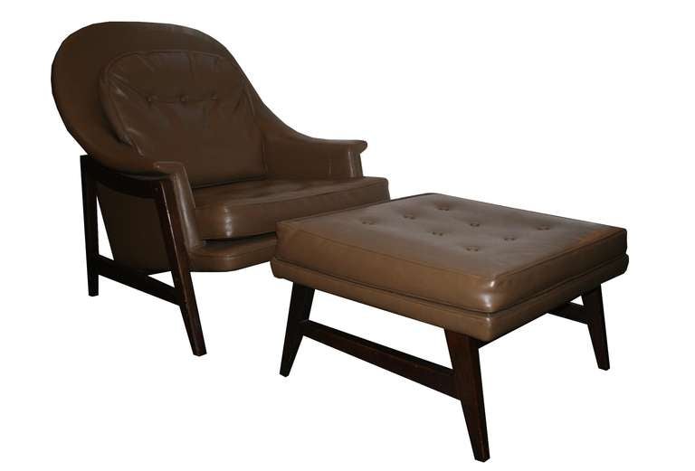 Mid-Century Modern Edward Wormley for Dunbar Tufted Leather Oak Framed Lounge Chair