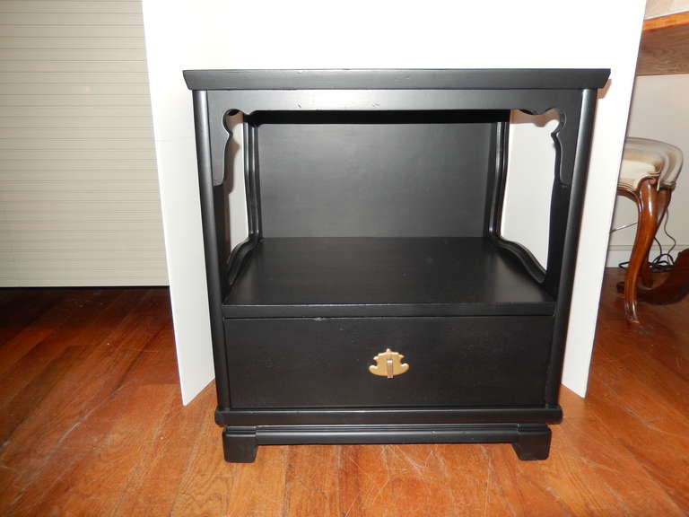 Pair of Ebony Kent Coffey Night Stands Ming Collection, 1950s