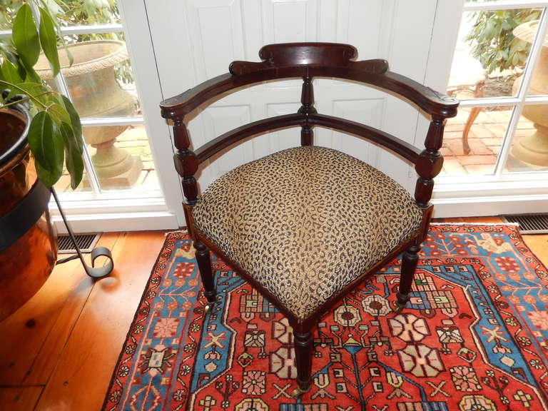 Aesthetic Movement American Late-19th Century Corner Chair