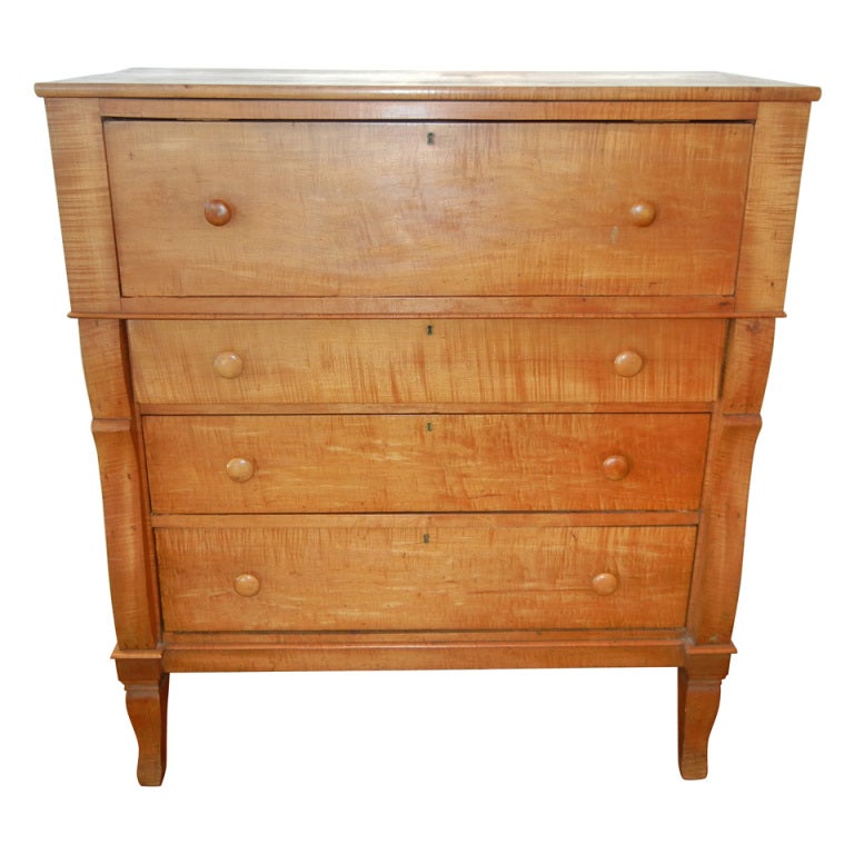 A 19thc American Tiger Maple Dresser At 1stdibs A 19thc American Tiger Maple Dresser For
