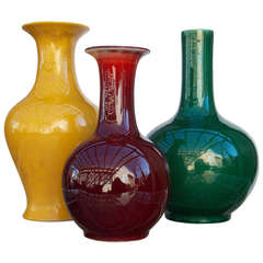 Antique Three Striking Chinese Peking Glass Vases
