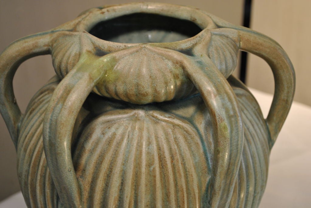 A Wonderful Grueby-esque American Arts & Crafts Pottery Vase 1