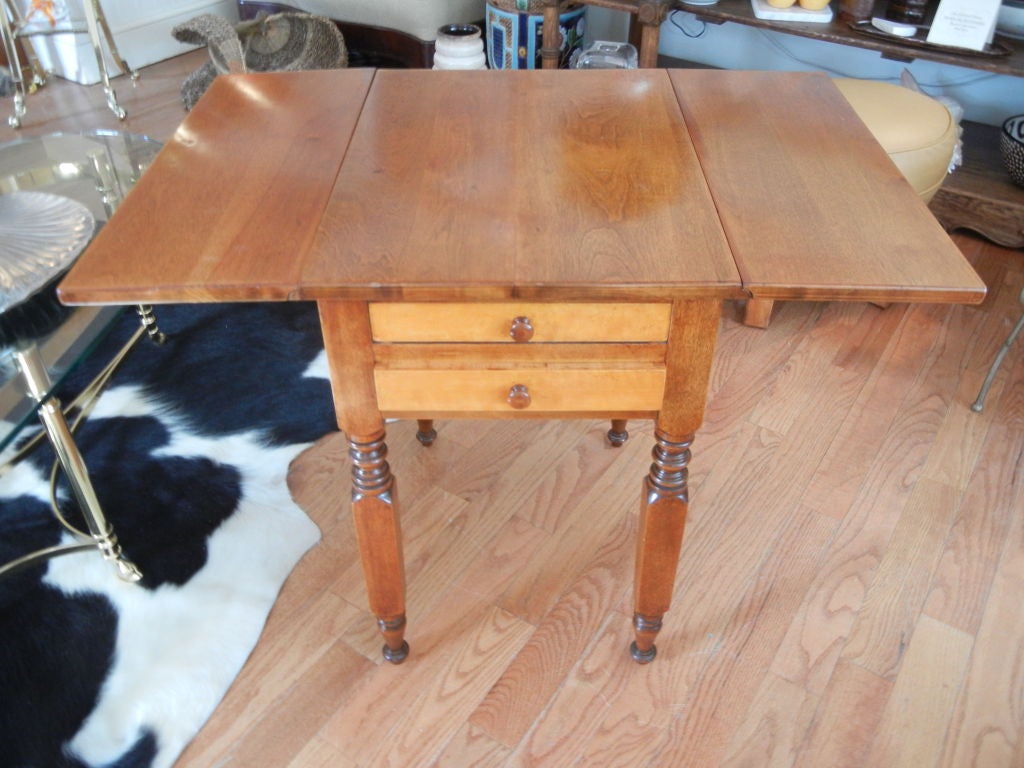 19th Century An  Americana  Drop Leaf  End Table/Serving Table