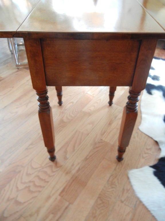 An  Americana  Drop Leaf  End Table/Serving Table 3
