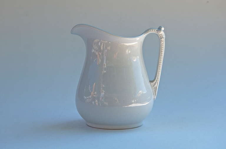 Three Large White Ironstone Vintage Pitchers In Excellent Condition In Bellport, NY