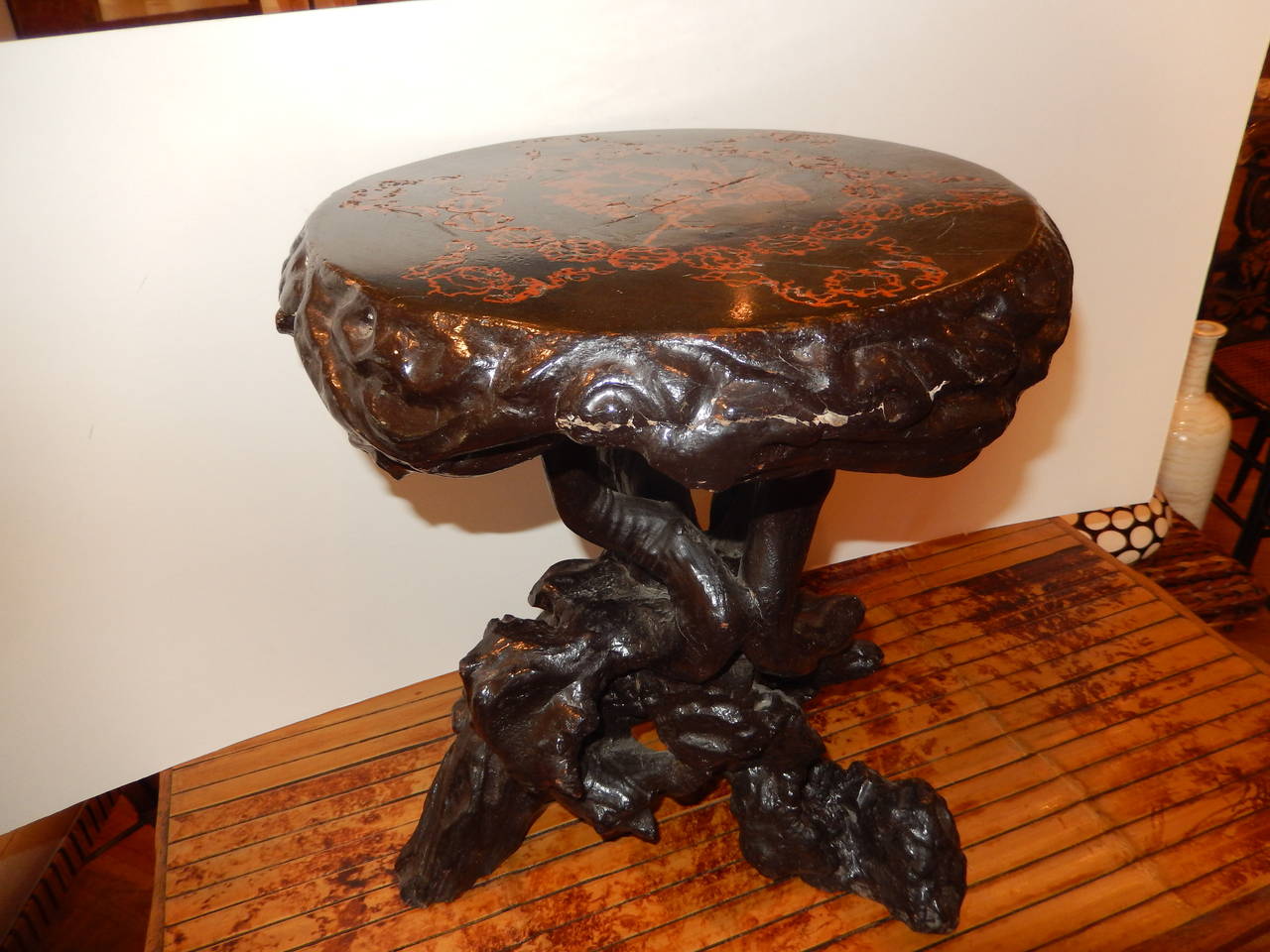 Four Sculptural Anglo Raj Tembusu Root Stools or Small Tables In Excellent Condition In Bellport, NY