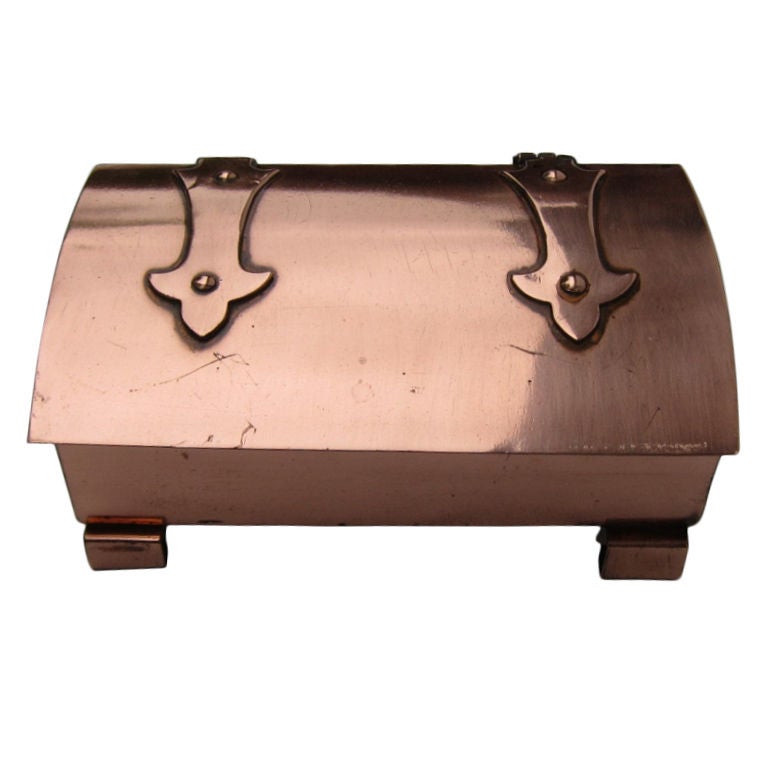 An English Handcrafted Copper Box  c1910