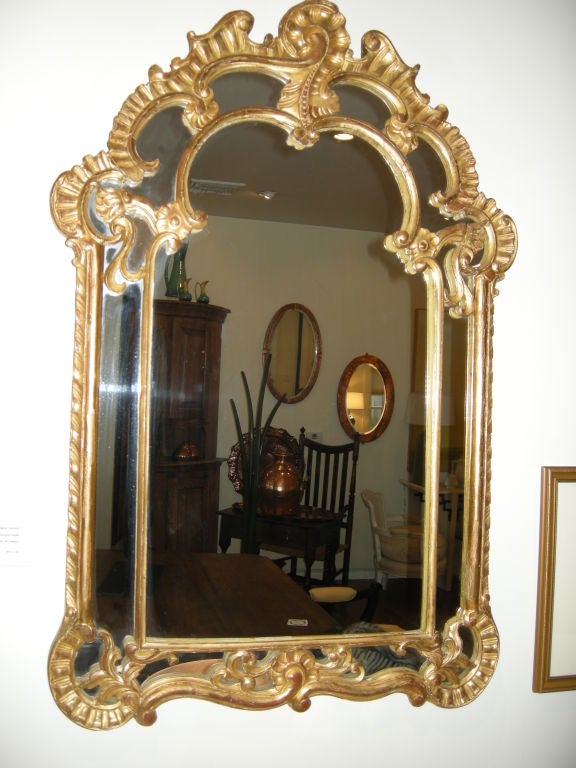 French Hand-Carved Early 19th Century Rococo Wall Mirror 2