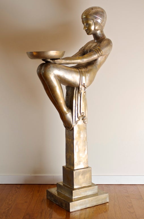 A Rare Art Deco Sculptural Female Figure on Pedestal In Excellent Condition In Bellport, NY