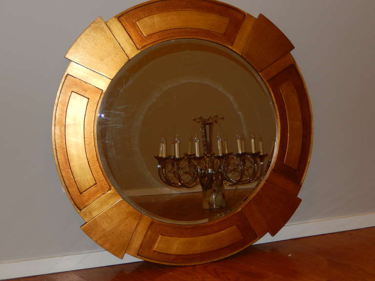 Large Art Deco Beveled Glass Circular Mirror In Excellent Condition In Bellport, NY