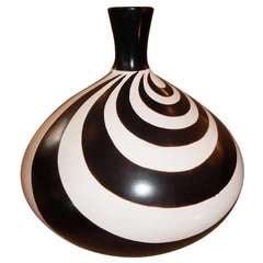 A Studio Hand Crafted Ceramic Vase/Vessel