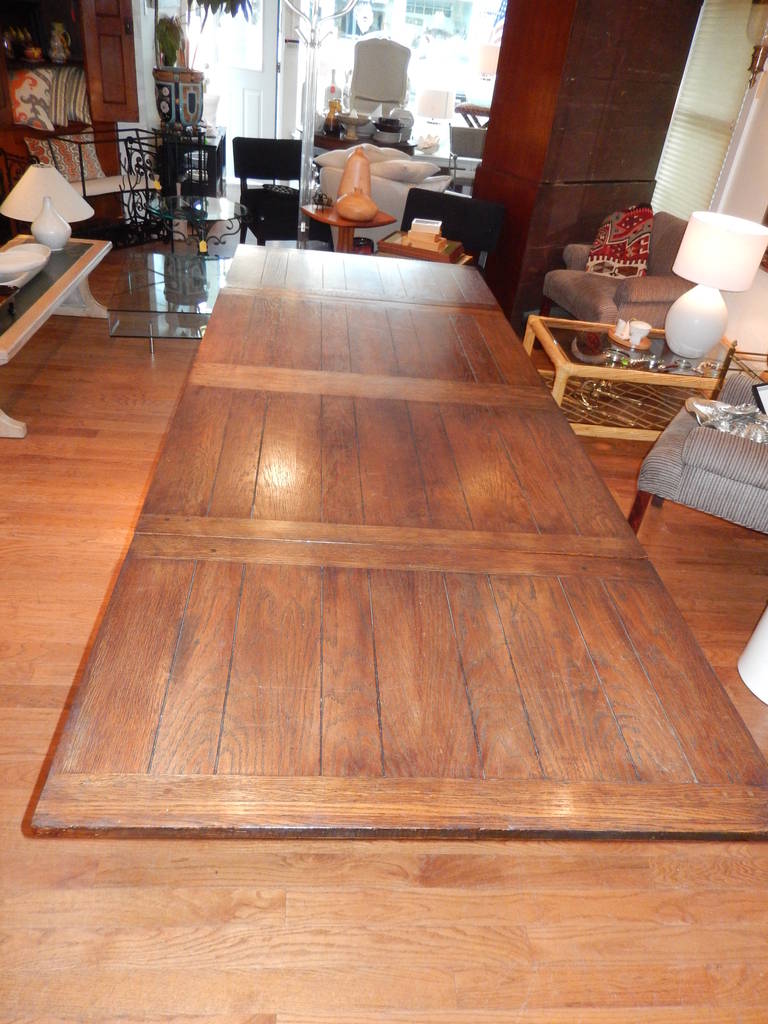 Late 19th Century American Oak Dining Room Table 5