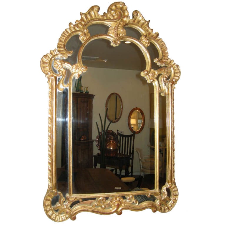 French Hand-Carved Early 19th Century Rococo Wall Mirror