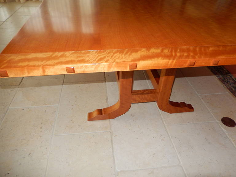 Bois Table de salle à manger ou de conférence en bois de David N. Ebner Makore en vente