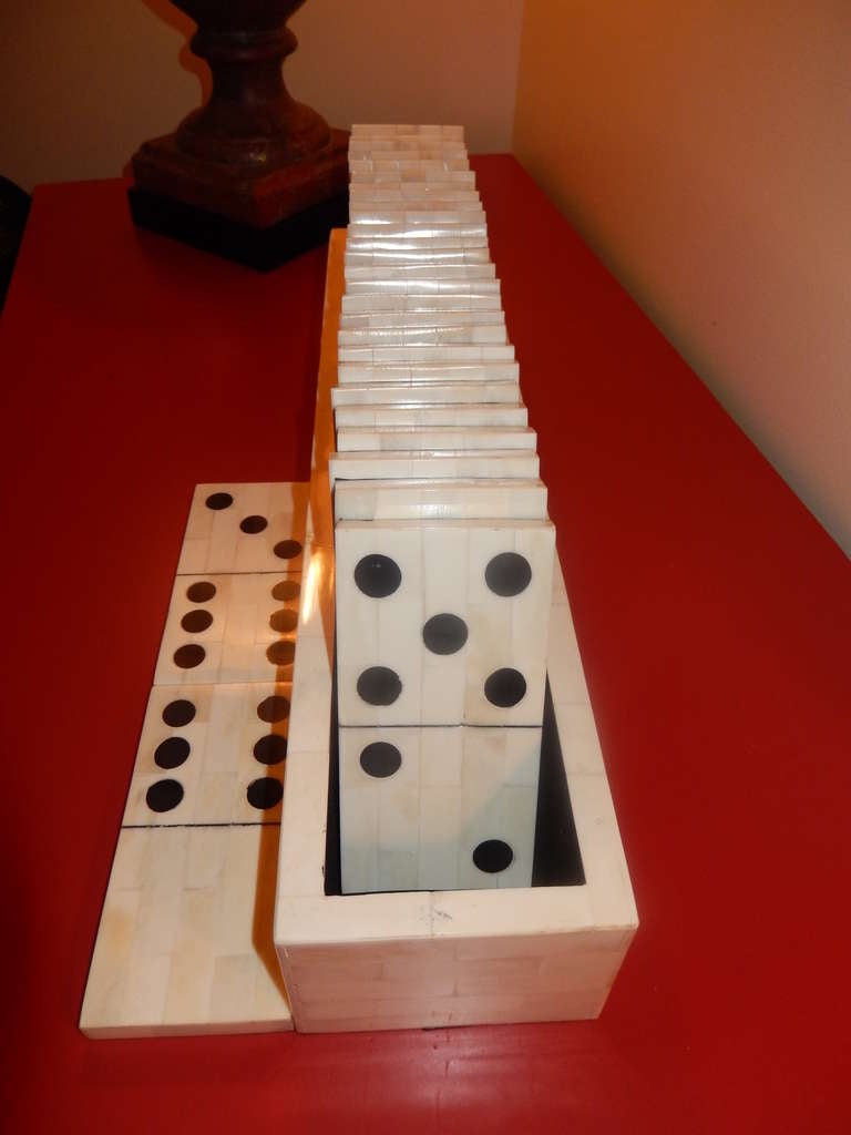 Moroccan A Large Bone Crafted Boxed Domino Set