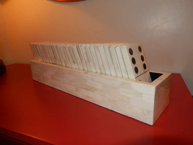 A Large Bone Crafted Boxed Domino Set In Excellent Condition In Bellport, NY