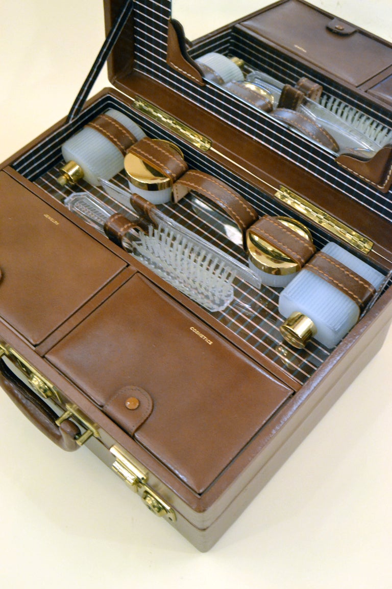 A wonderful and complete vintage overnight storage case by Mark Cross. The case is an immaculate condition containing all its original storage bottles and even a hair brush. A wonderful piece to carry on your next adventure.