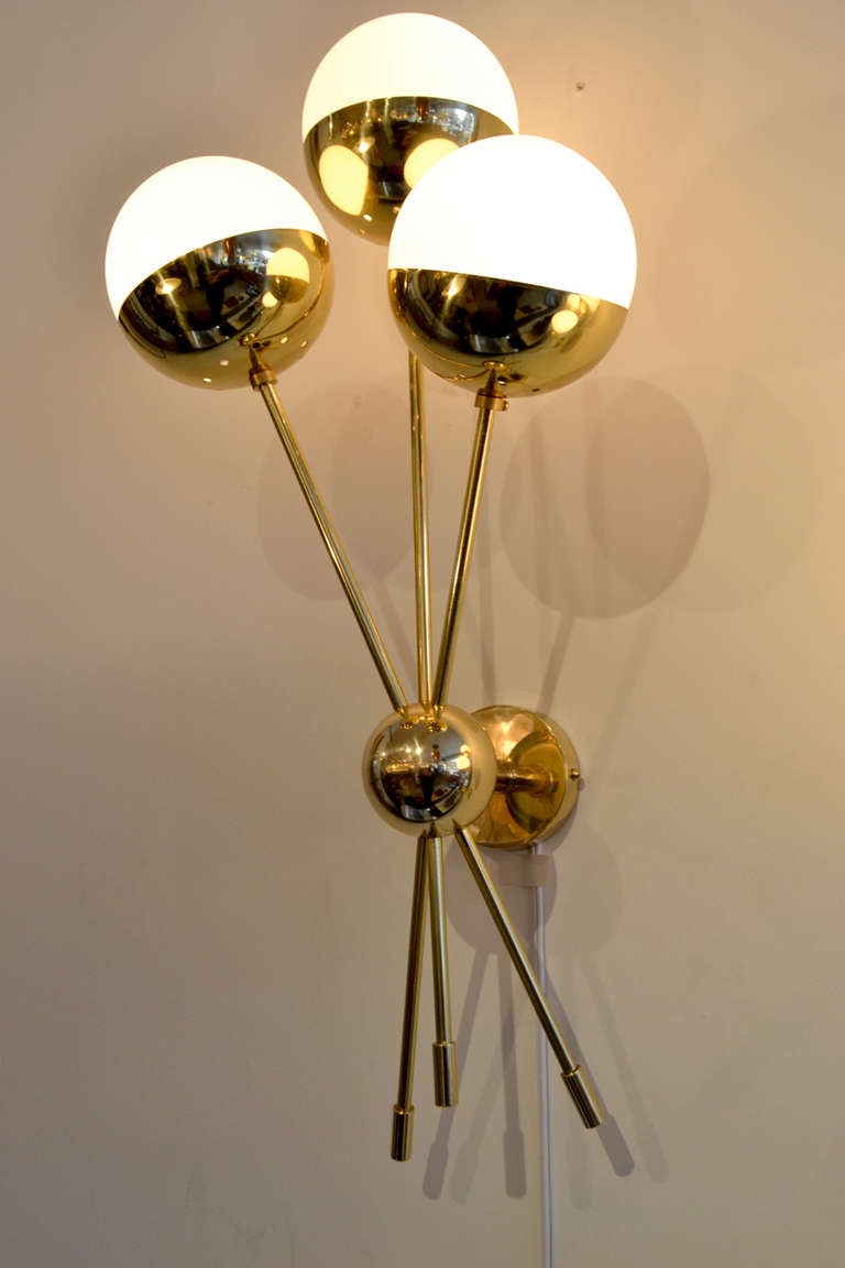 Sublime Pair of Sputnik Sconces In Excellent Condition In New York, NY