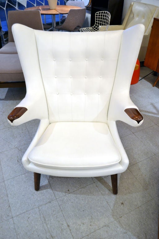 Two Exquisite Matching Papa Bear Chairs With Ottomans In Excellent Condition In New York, NY
