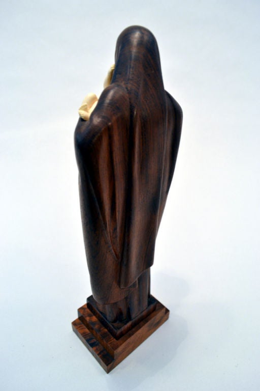 Magnificent Statue of Madonna and Child By Lucienne Heuvelmans In Excellent Condition In New York, NY