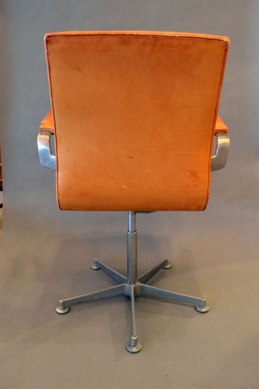 Mid-20th Century Arne Jacobsen Oxford Adjustable Desk Chair