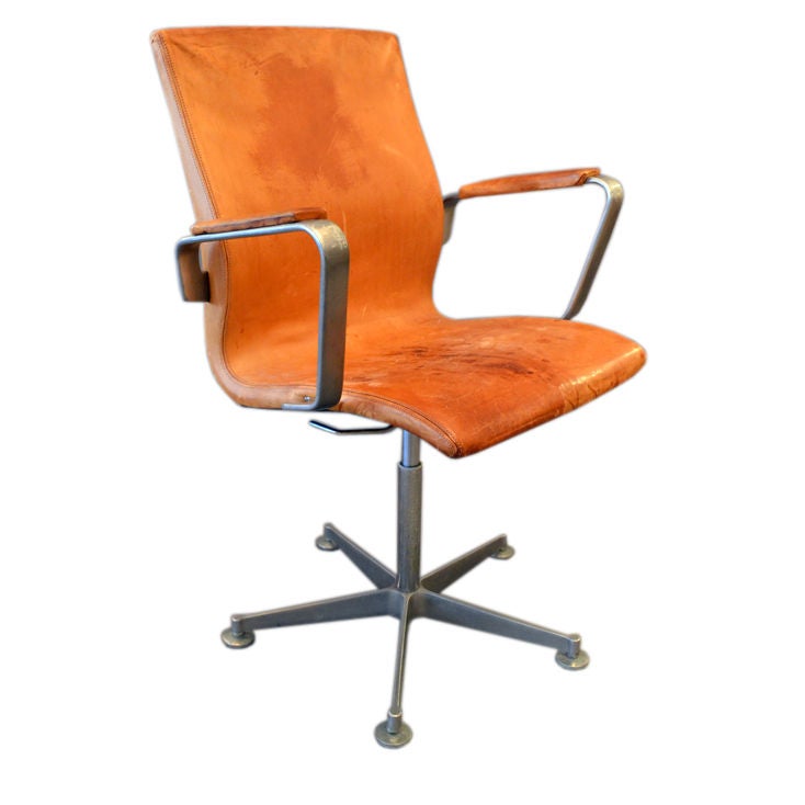 Arne Jacobsen Oxford Adjustable Desk Chair