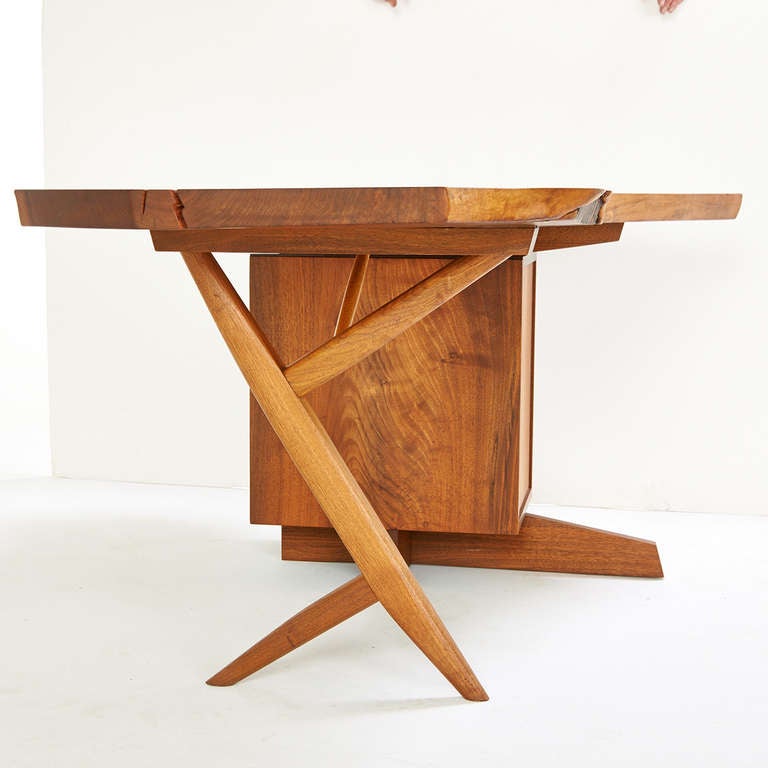 Outstanding Walnut Desk by George Nakashima 2