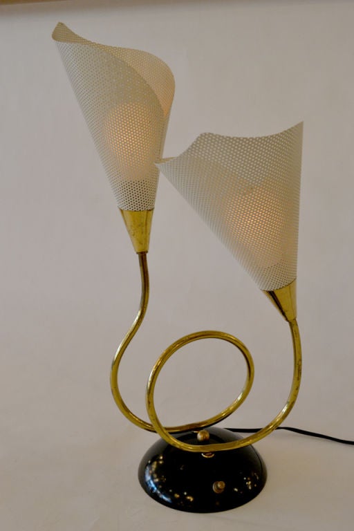 Wonderful Dual Tulip Shade Lamp