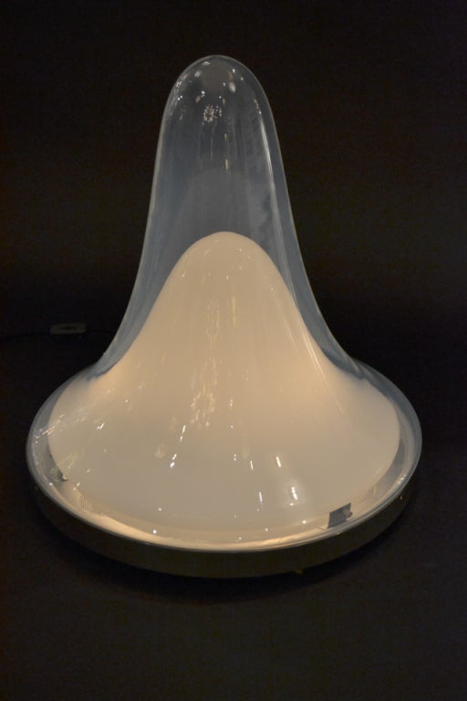 Italian Biomorphic and Futuristic Table lamp by Mazzega