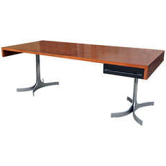 Modern Italian Desk by Trau