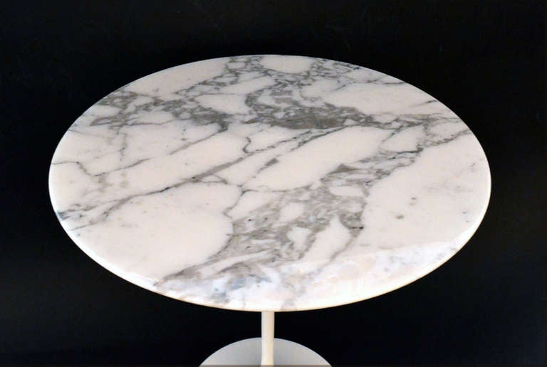 Practically Brand New, mint condition Eero Saarinen Tulip side Table with marble top. 