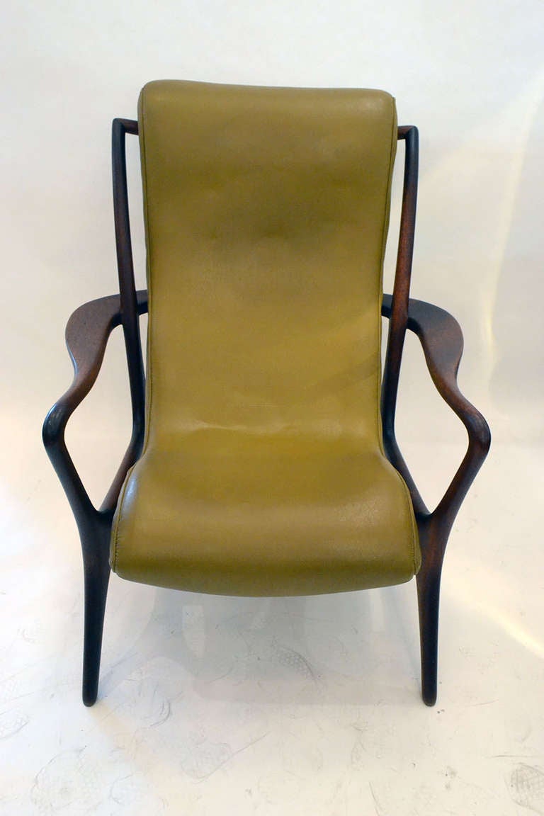 American Outstanding and Stylish Lounge Chair and Ottoman by Vladimir Kagan