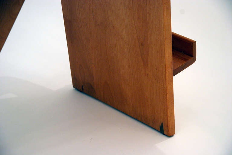 Mid-20th Century Original Magazine Table Designed by Jens Risom