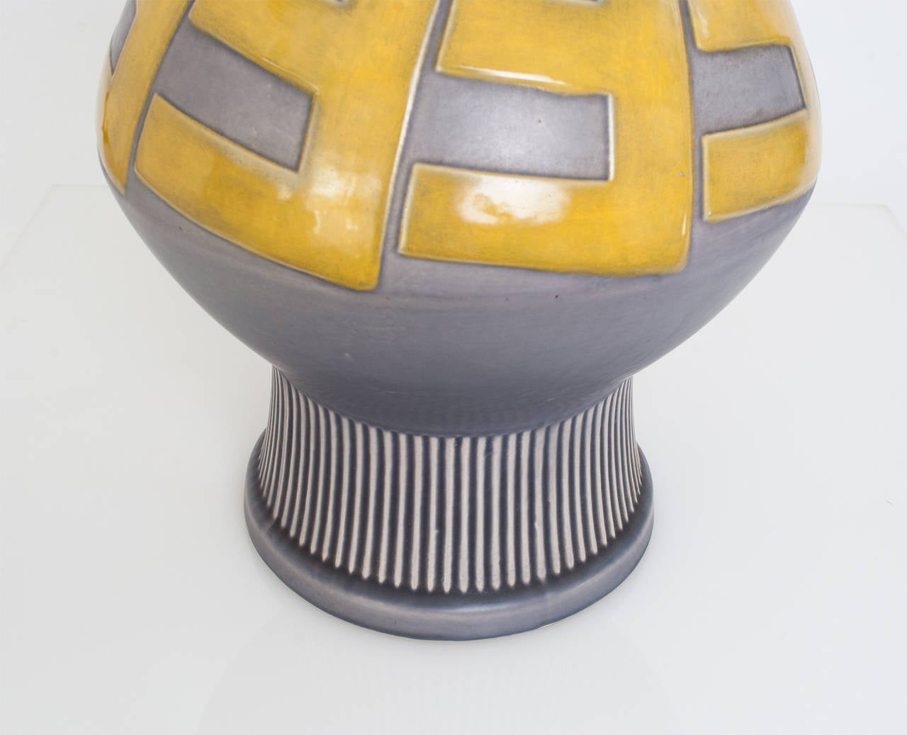 Swedish Art Deco Ceramic Vase by Ewald Dahlskog, circa 1930 In Good Condition In New York, NY