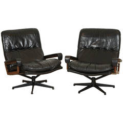 Pair of Rare King Chairs by Andre Vandenbueck for Strassel International