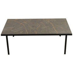 Table Montrose avec plateau en marbre Bronzetto de Lawson-Fenning