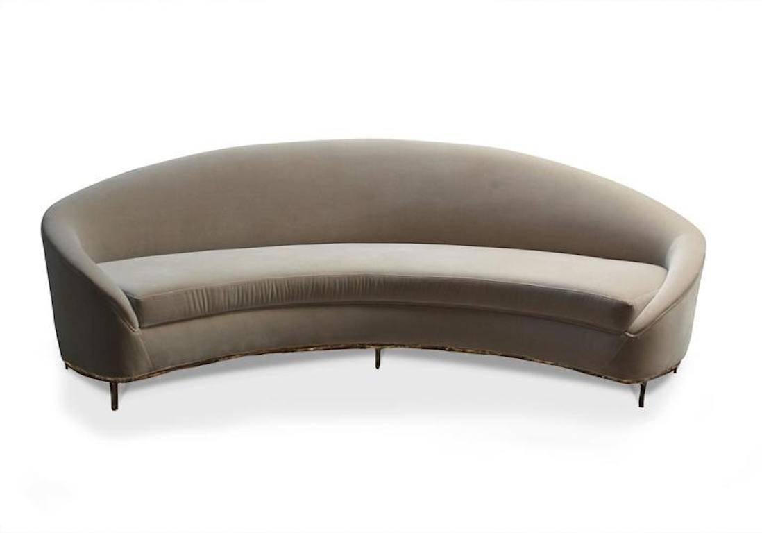 Sexy, mysterious and uninterrupted lines give this sofa highly acclaimed glamour. Upholstered in lux velvet, cast antique aged brass metal resembling a thorn bush branch serves as a base to a sumptuously lounge sofa.

Fabric: Lux velvet lux cream;