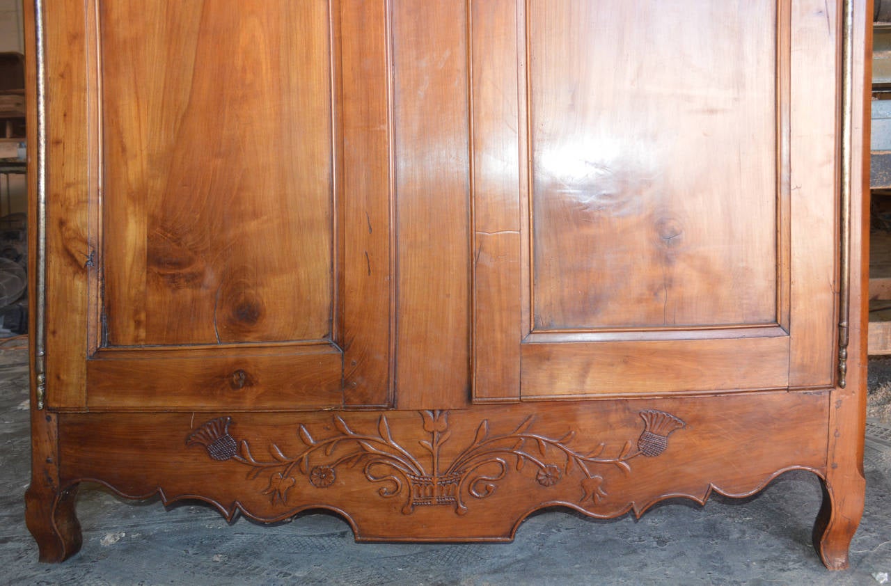 Louis XV Period Armoire in Cherrywood In Excellent Condition For Sale In Los Angeles, CA