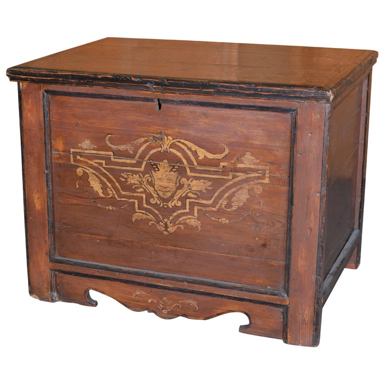 Painted Country Hope Chest For Sale at 1stDibs