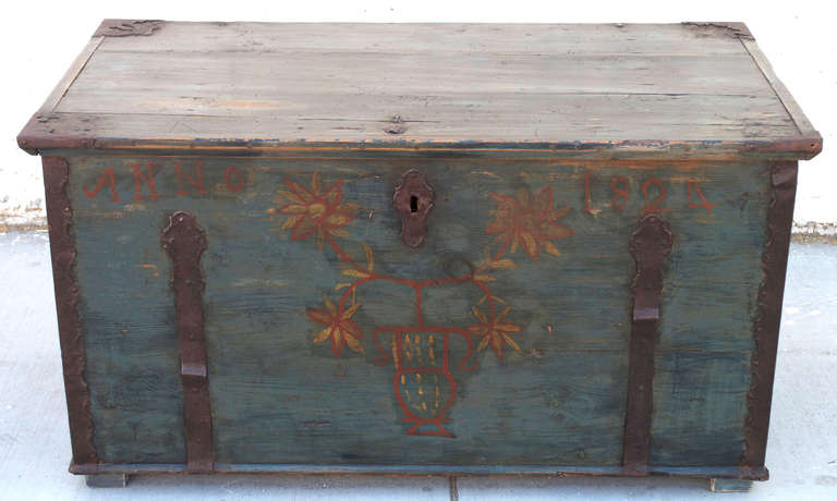 Dowry chest with original Folk Art paint and stylized 