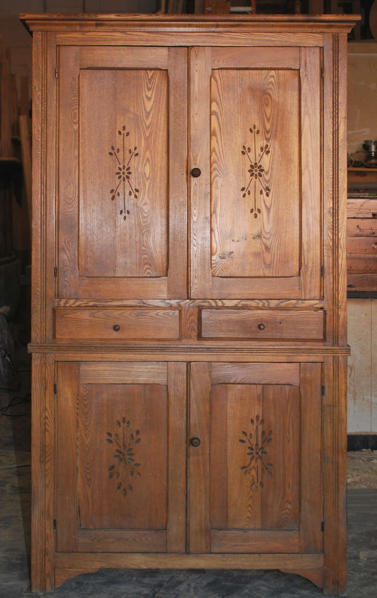 American Arts & Crafts cabinet with four doors and two drawers, ca 1910. Lots of style and charm! Consists of two parts. Great as linen press.