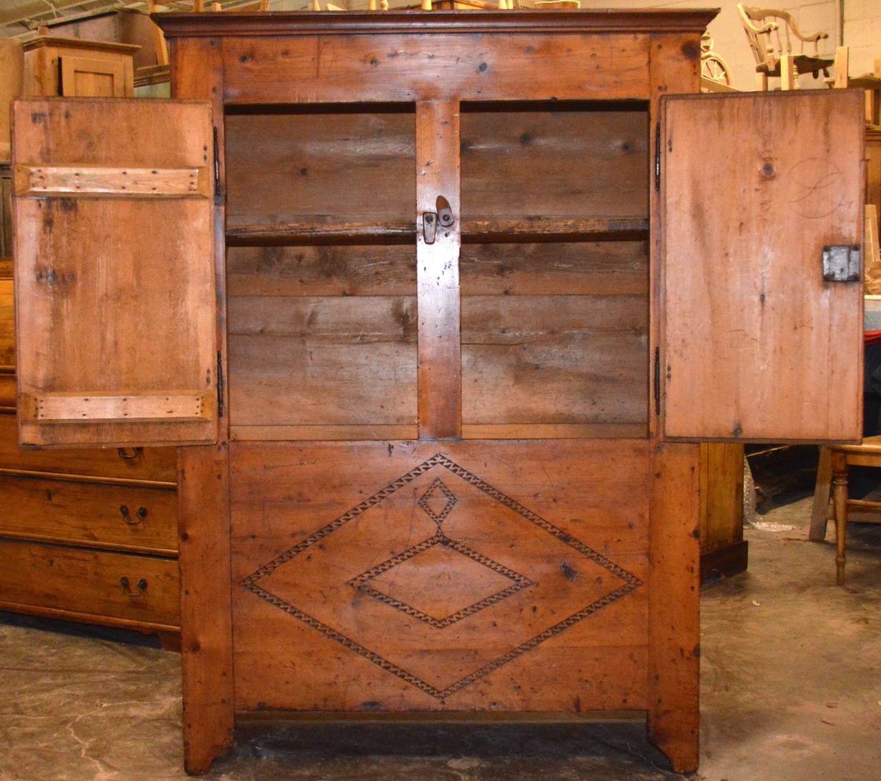 Late 18th Century 18th Century French Country Cabinet For Sale