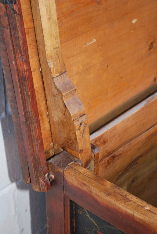 Legno Antico cassettone lettone in vendita