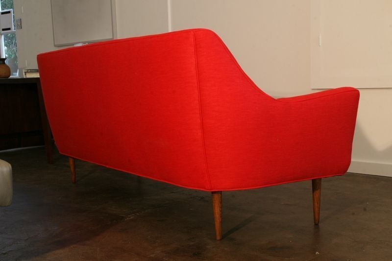 Mid-century sofa by Jens Risom 1