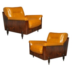 Single rosewood and leather lounge chair by Jorge Zalszupin
