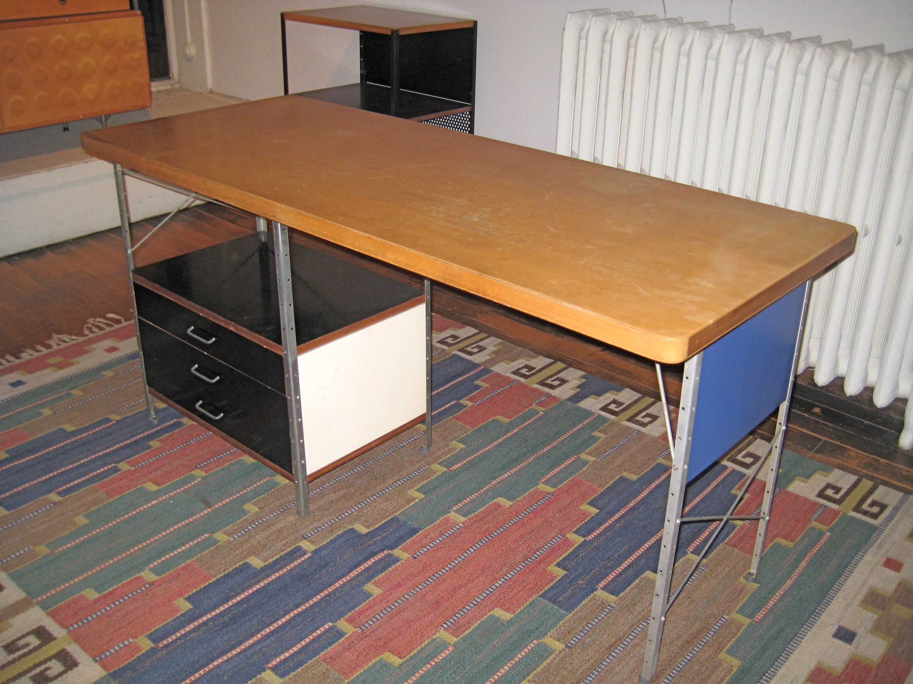 Eames ESU D-20-C Desk For Sale