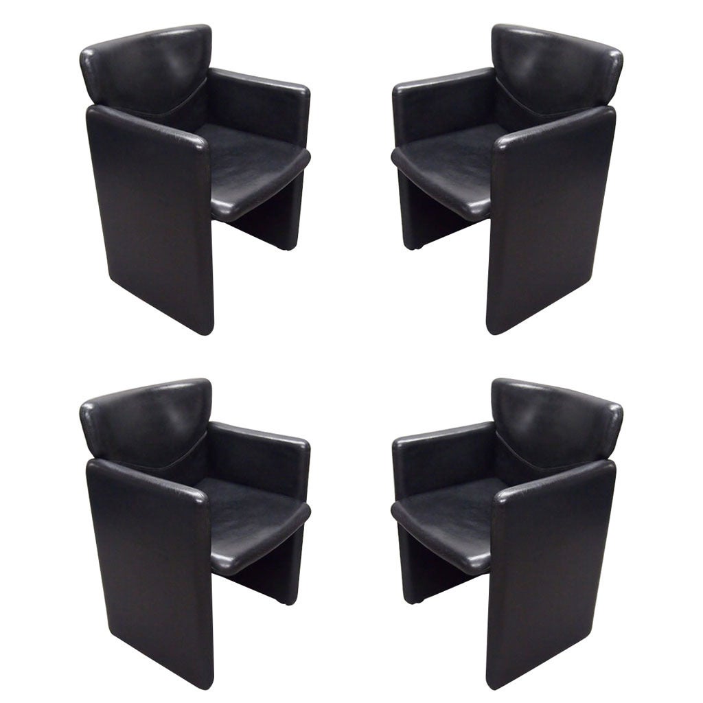 Four lounge Chairs by Grazzi+Bianchi for Enrico Pellizzoni circa1980 Italy